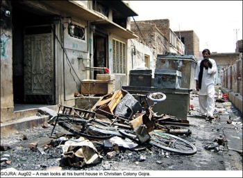 carnage left by Muslim burning and masscre of Christians in Pakistan's gojra